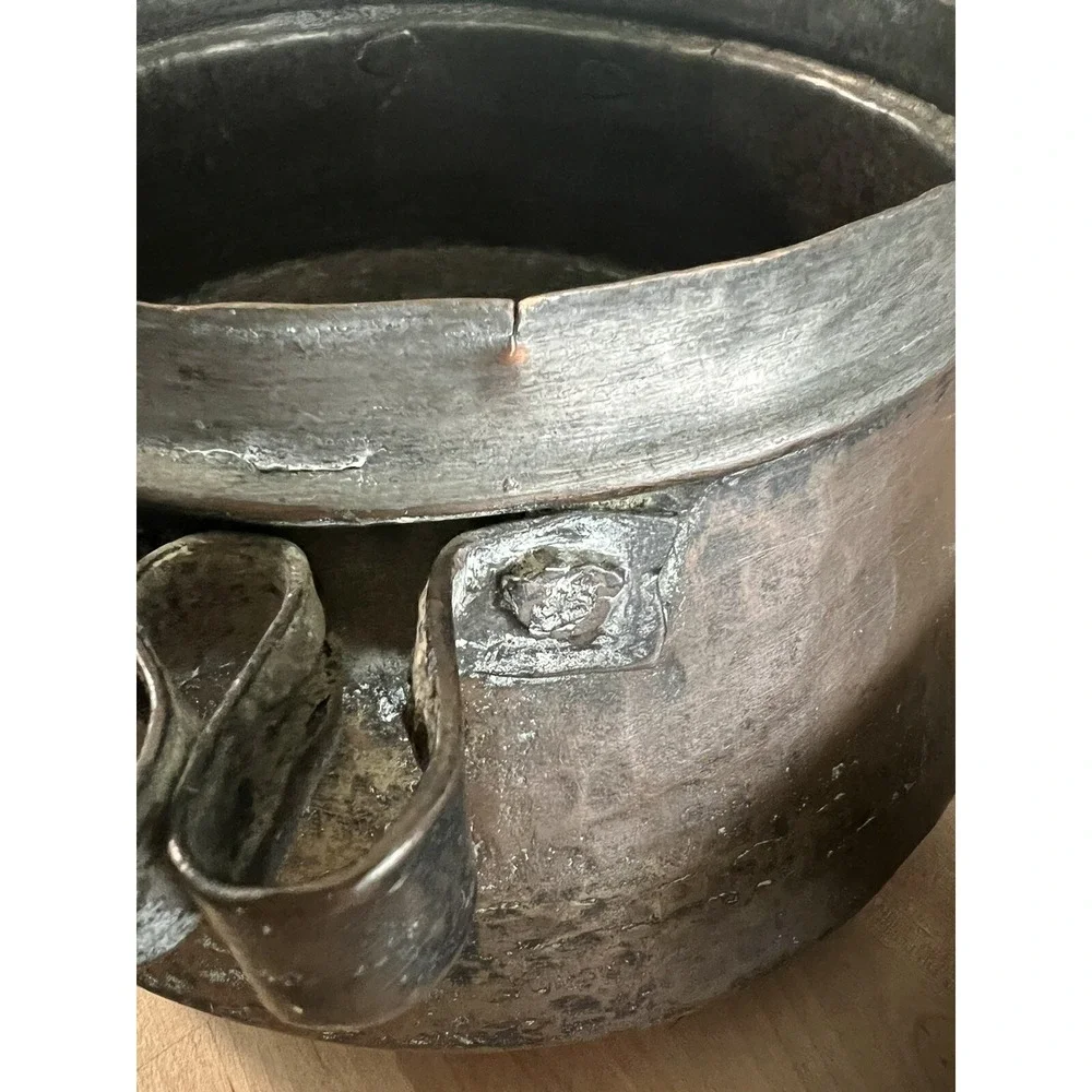 VERY RARE ANTIQUE COPPER 18TH/19TH CENTURY  TRADE KETTLE with OLD PATINA AND LID